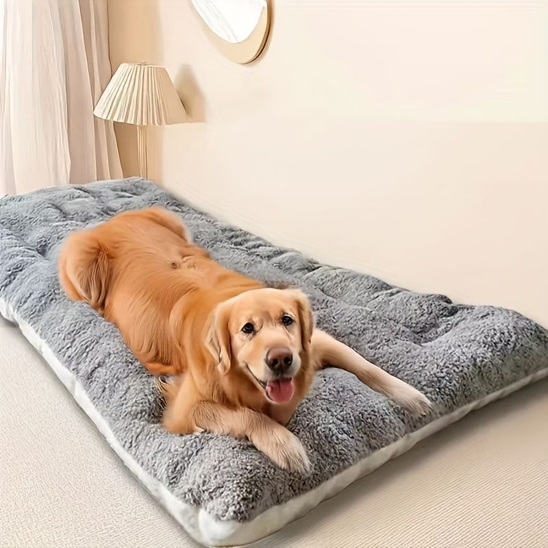Christmas. A holiday gift for the dog. A warm dog bed in winter. Dog kennel. Dog cage mat. Dog cage mat. Comfortable and soft dog mattress. Dog mattress. Pet bed. Pet bed. Pet mat. Suitable for large dogs such as Golden Retrievers and German Shepherds