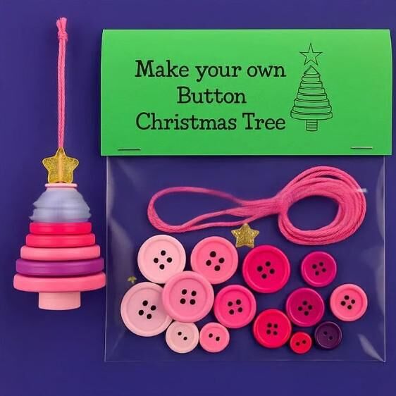 Christmas gift Christmas Button Ornament - Festive Santa Design Craft Kit (Santa Claus)