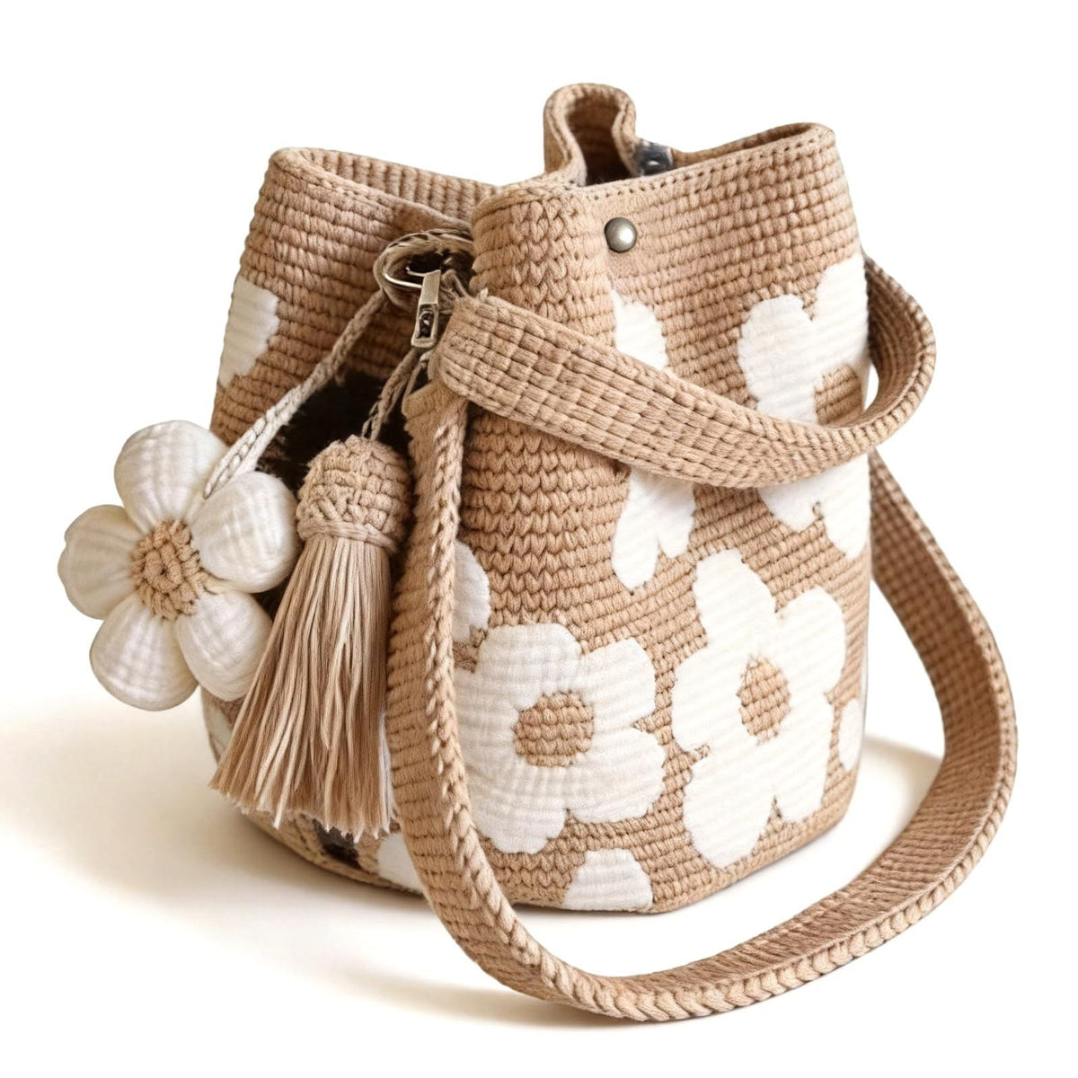 Handmade Crochet Flower Tote Bag for Women, Purse Boho Crochet Purse Crossbody Shoulder Beach Bag Daily Use Summer(White)
