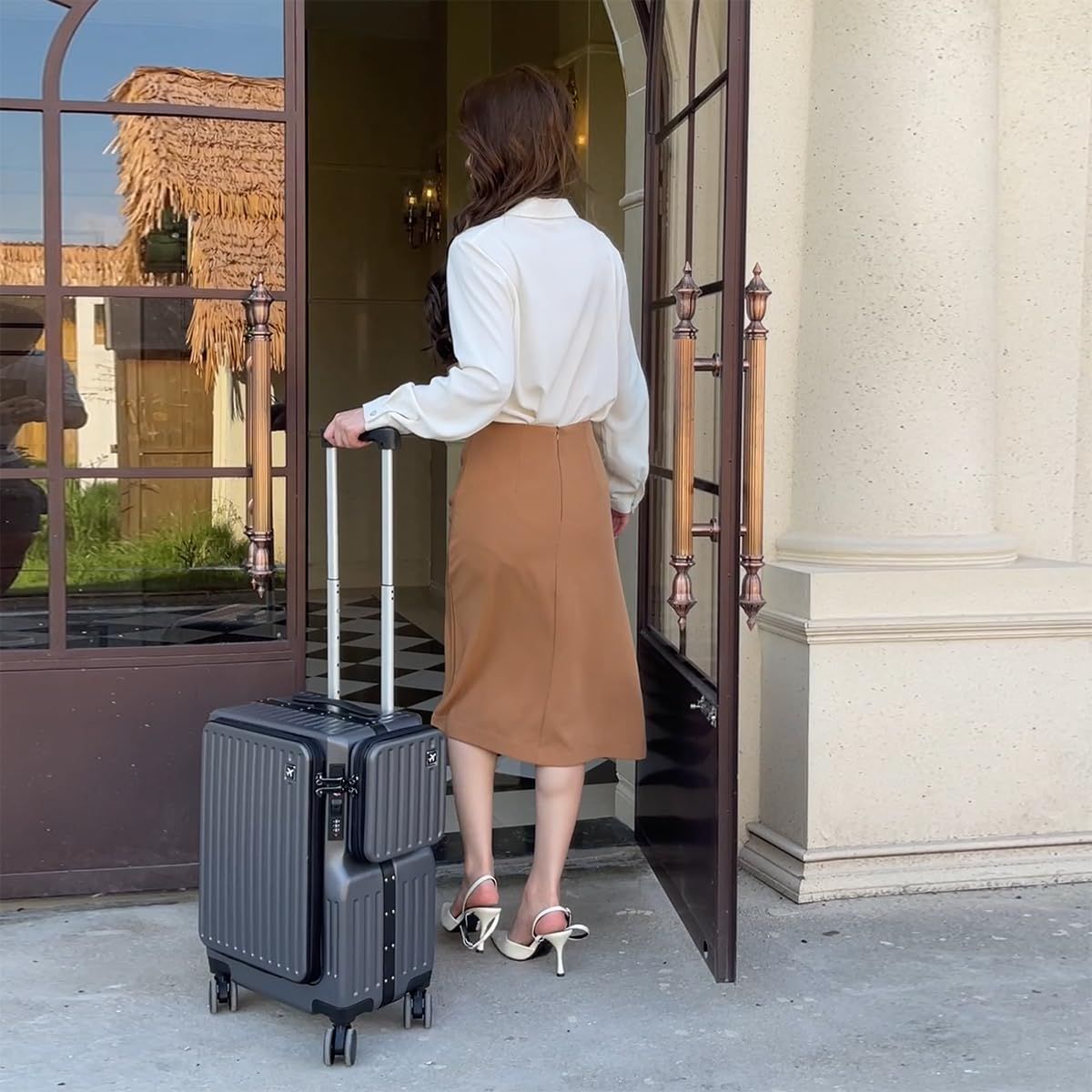 20-Inch Hardshell Luggage with Wheels – Scratch-Resistant Suitcase with Four Multi-Directional Wheels for Easy Travel(Black)