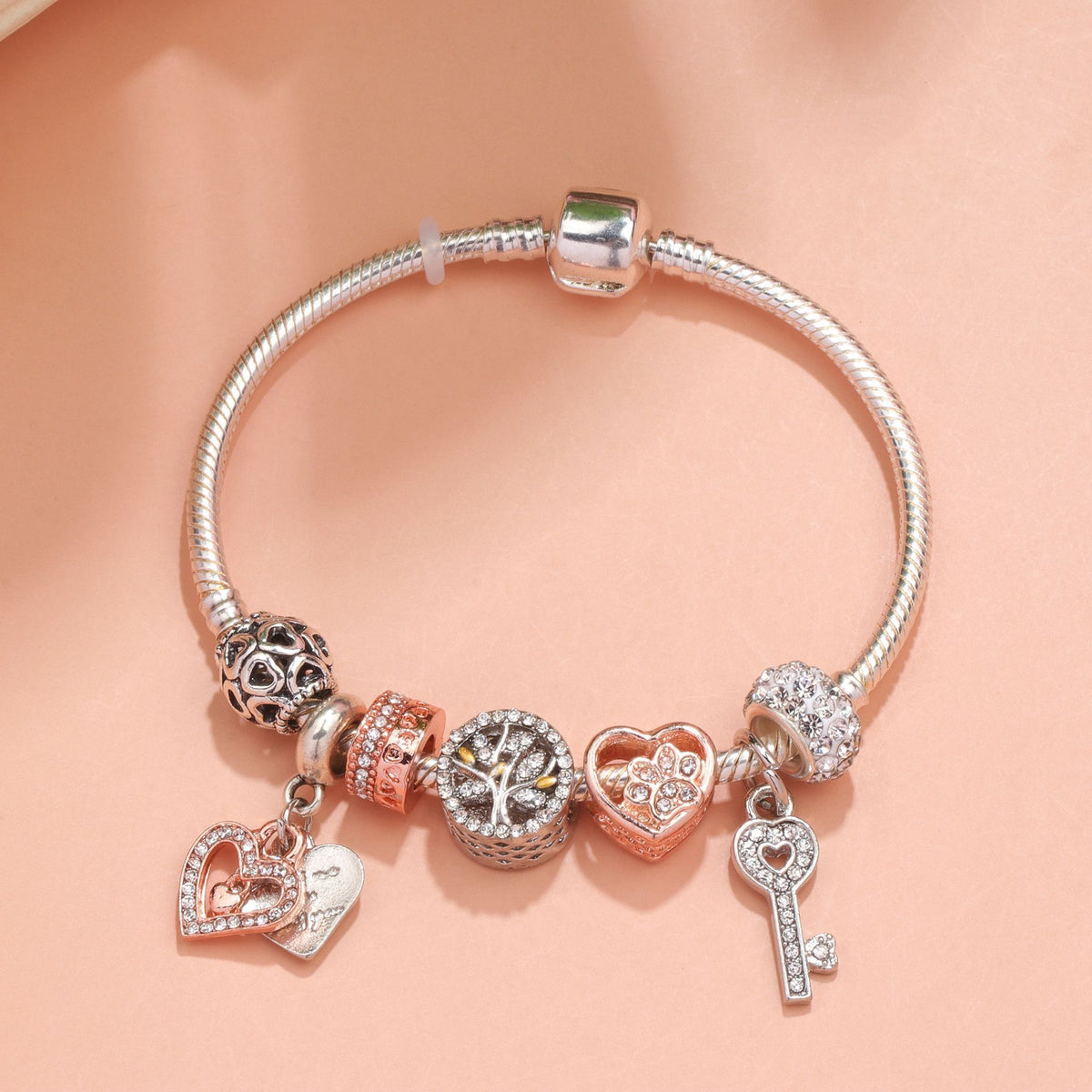 Crystal-studded Hollow Heart Key Tree of Life Bracelet(silver,17cm)
