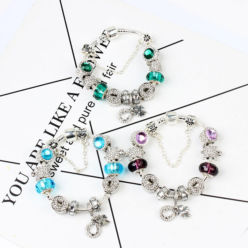 Charm Bracelet with Tortoise, Heart, Clover Pendant(Green,20cm)