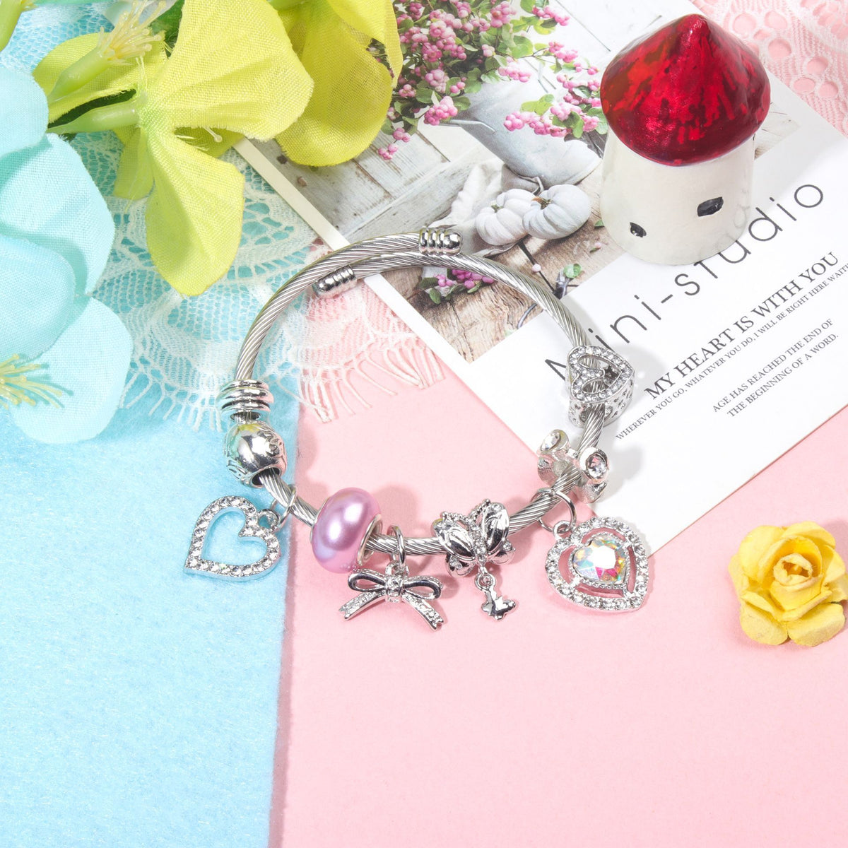Cute Heart-shaped Beaded Bracelet with Rhinestones(17cm)