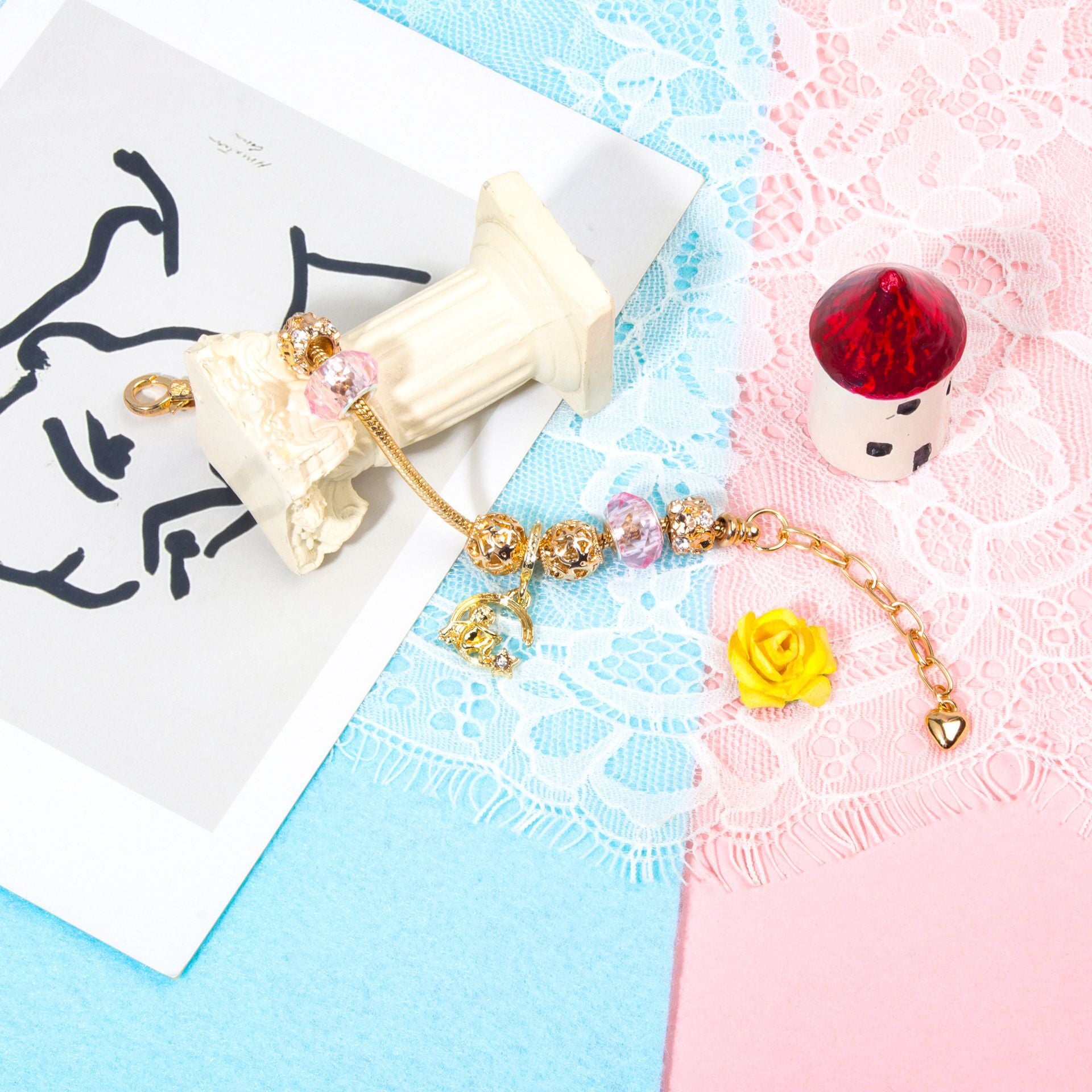 Sweet Style Crystal Rhinestone Gold Star Moon Pendant Cute Pink Bead Bracelet(16cm)