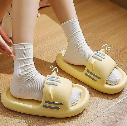 Women’s Slides Cute Bathroom Slippers Non-Slip Cartoon Cat Shaped Indoor Outdoor Summer Slippers(yellow,36-37)