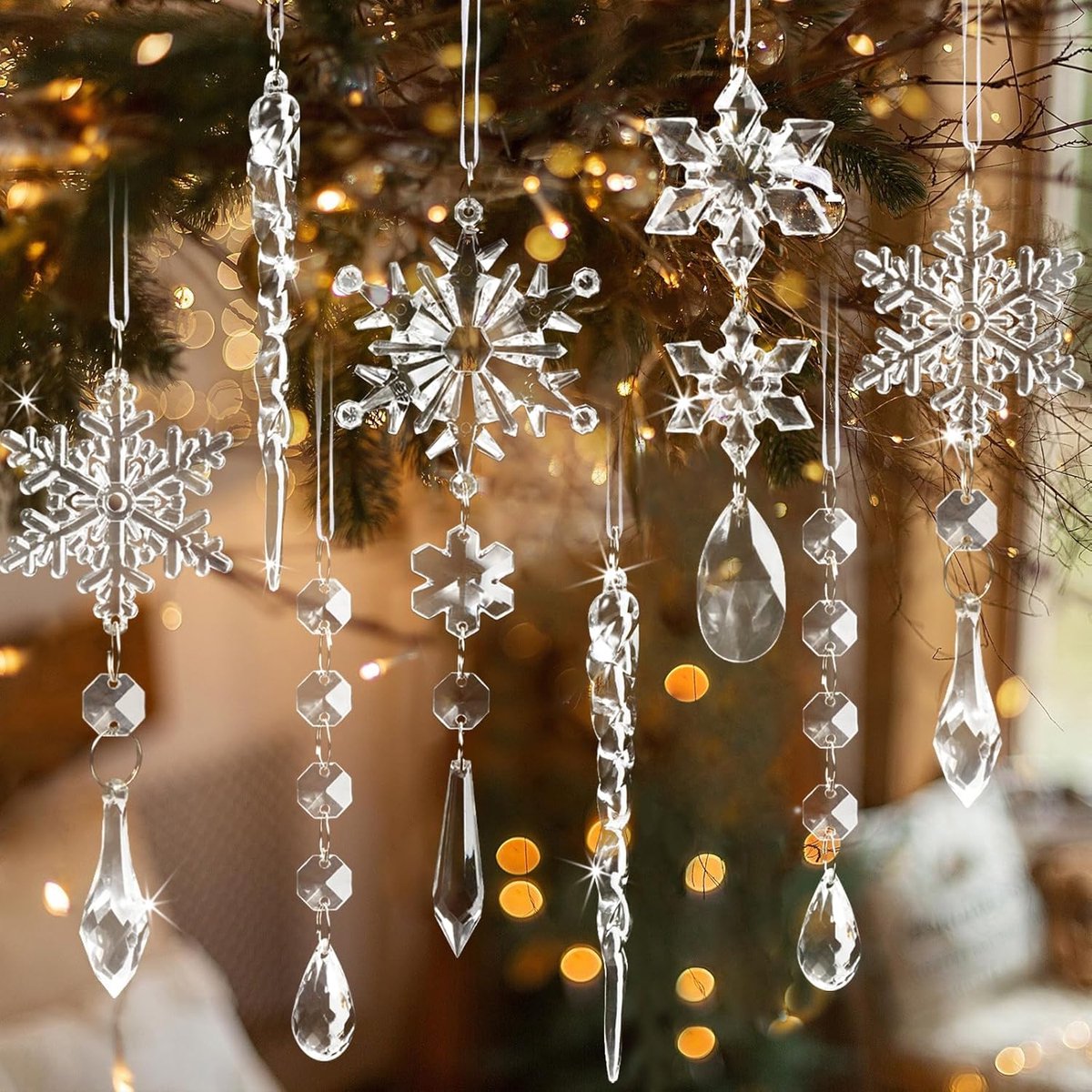 Indoor Christmas Decoration - Mix of Shapes - Acrylic Snowflakes and Icicles - Outdoor Christmas Decoration - Reusable Christmas Ornaments - Suitable for Christmas trees, winter wonderland, and chandelier decorations (18-piece)