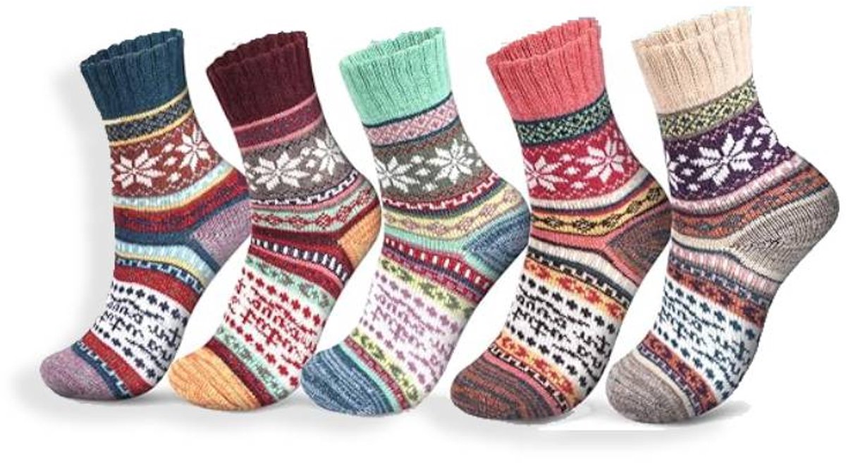 Socks (5 pairs) - Home Socks - Women's Christmas Socks - Winter Warm Women's Socks - Christmas Gift for Mothers, Daughters, Grandmothers, Babysitters, Young Girls, Sisters - Christmas Gifts for Women - Christmas Socks