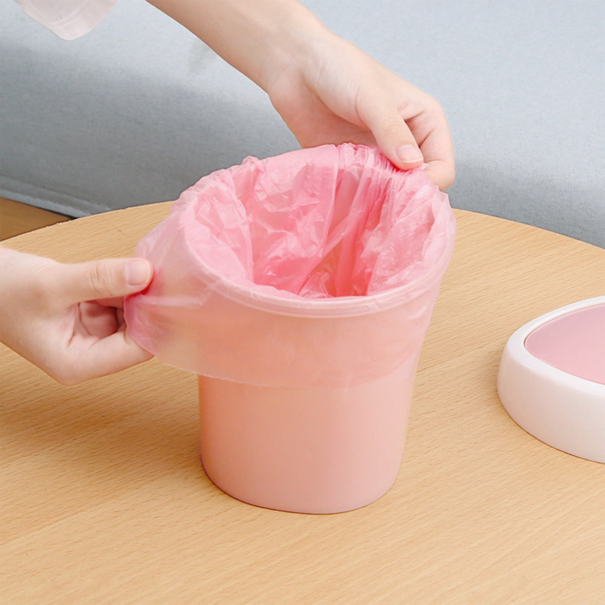 Mini Desk Bin with Swing Lid, Compact Plastic Rubbish Bin for Offices, Bathrooms, Cars, Vanities and Tabletop Waste, Green