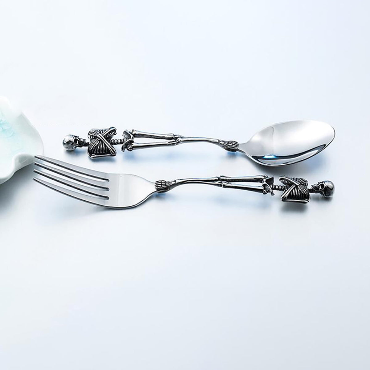 Stainless Steel Skeleton Skull Spoon and Fork Flatware Tableware Gifts for Halloween Easter and Christmas (Spoon) B