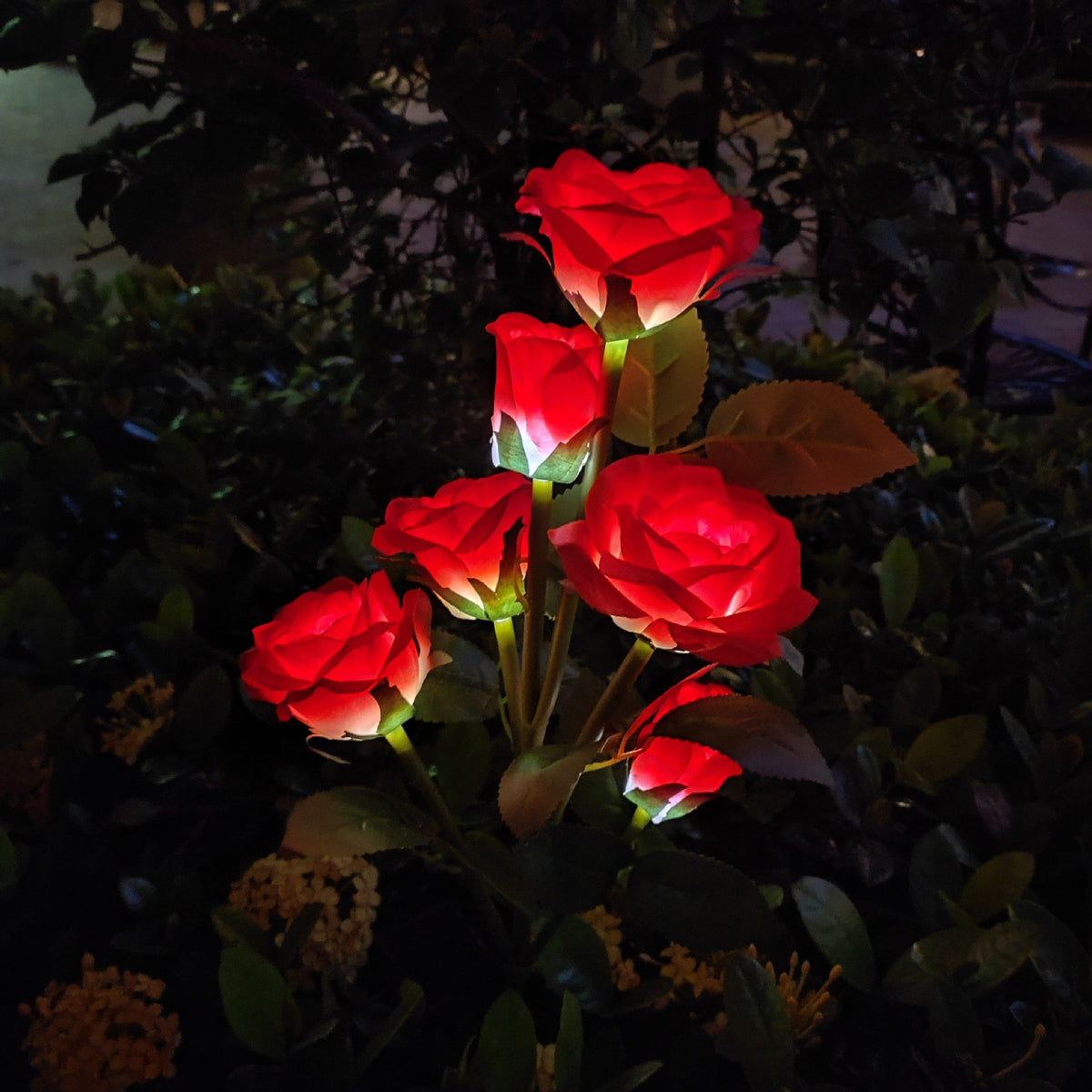 Solar Powered Garden Decorations Lights, Decorative Stake Lights for Christmas,Waterproof (Red, with 6 Lighted Flower Heads)