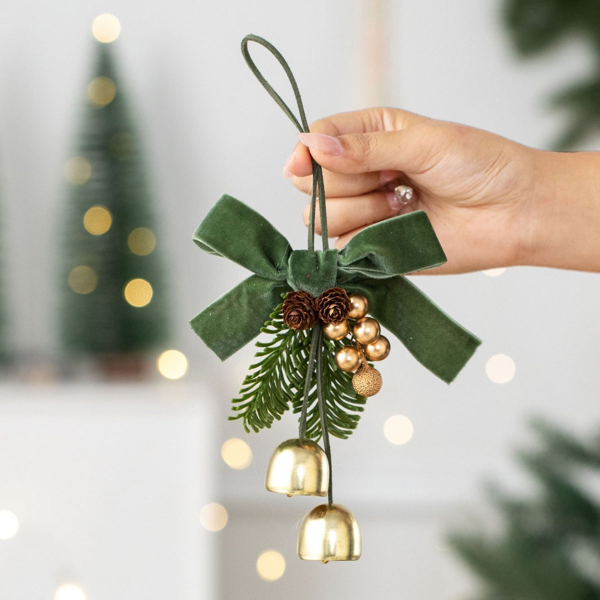 Christmas Pine Cone Double Green Bell Tree Pendant, Xmas Atmosphere Wall Hanging Decor for Christmas & New Year Gift Giving, Model D3