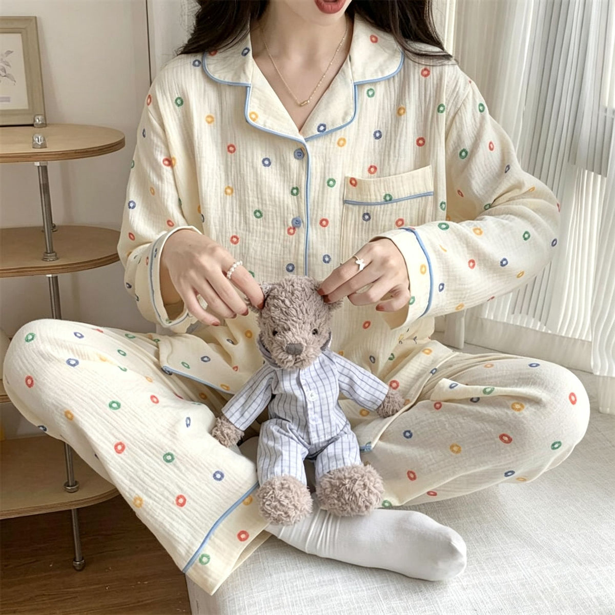 Colorful Circle Crinkle Size L | Crinkled Fabric Long Sleeve Pants Pajama Set | Christmas Playful Circle Gift | Tummy-Covering Vibrant Loose Women's Homewear