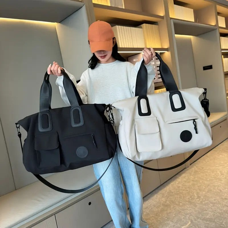 black Large-capacity travel tote bag, lightweight carry-on luggage with shoulder strap, gym bag, portable laptop bag, ideal for short trips, hand-carry style.