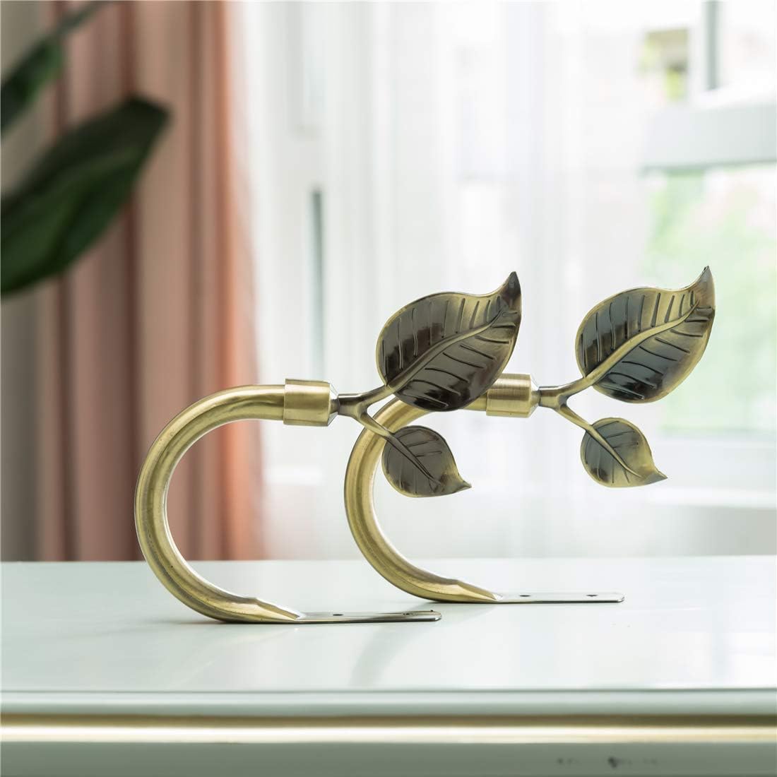 Leaf Shaped Curtain Tieback Holdbacks 2pcs, Handmade Metal Curtain Side Holders for Wall, Curtain Hook Pull Backs for Drapes Window Decoration (Antique Brass)