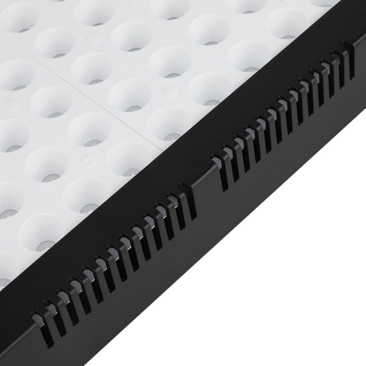 300W 100LED Chips Grow Lamp Full Spectrum Plant LED Panel Growing Lights Fixture