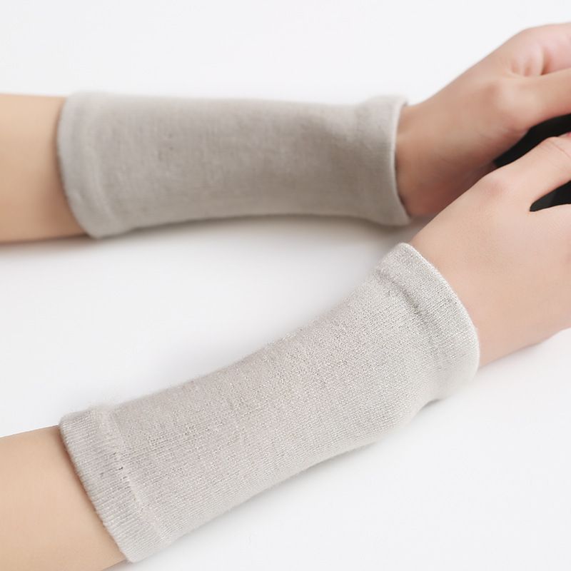 Wrist Bracer Adult Polyester Elastic Badminton. Skin color