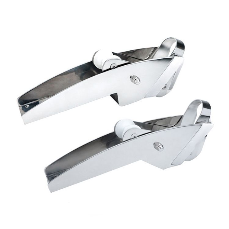 Marine Grade Stainless Steel Boat Anchor Roller Bracket with Dual Rollers and Anchor Stopper for Bow Mounting, Corrosion Resistant Anchor Retrieval System for Boats and Yachts (Angled Base 10-20KG)