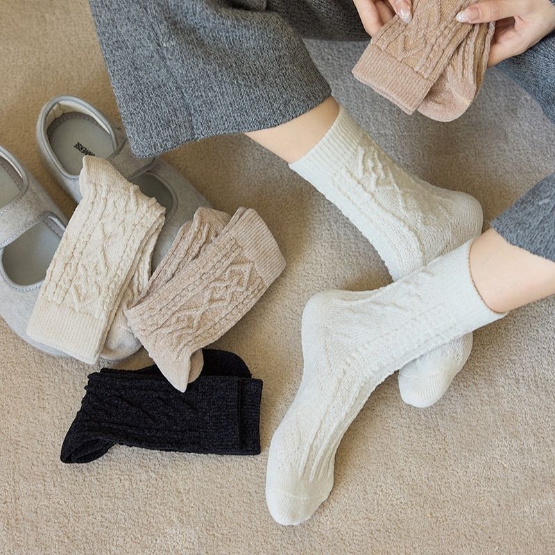 4 Pairs Cable pattern Women’s Wool Blend Socks Mixed Colours Soft Warm Thick Mid Calf Socks for Autumn Winter