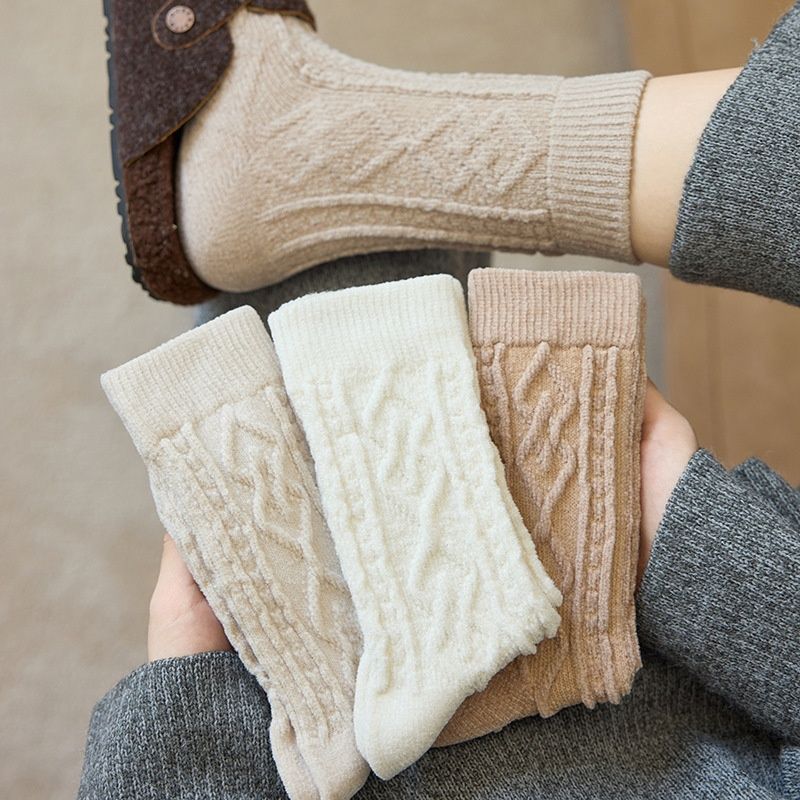 4 Pairs Cable pattern Women’s Wool Blend Socks Mixed Colours Soft Warm Thick Mid Calf Socks for Autumn Winter
