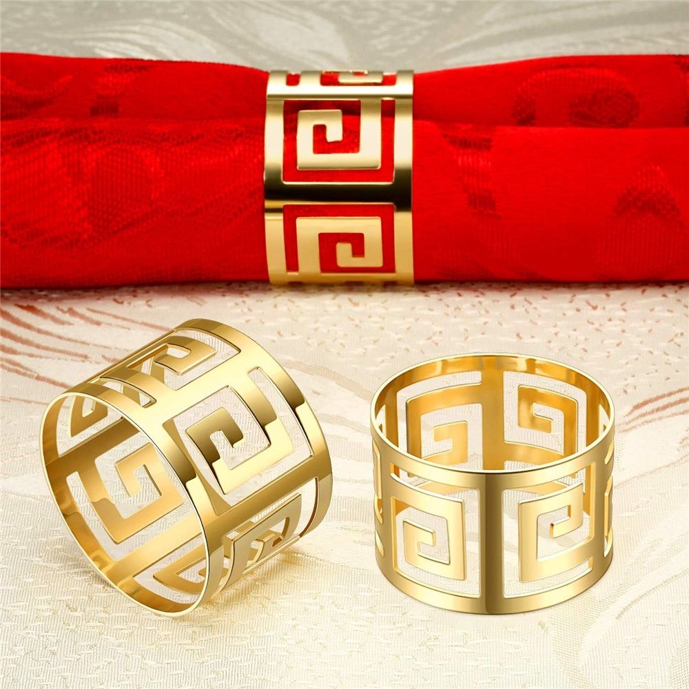 12 Pcs Gold Napkin Rings Hollow Out Napkin Rings Holder Set Metal Serviette Buckle Bulk for Dinner Table Decoration Christmas Holiday Wedding Party Birthday Banquet Gathering