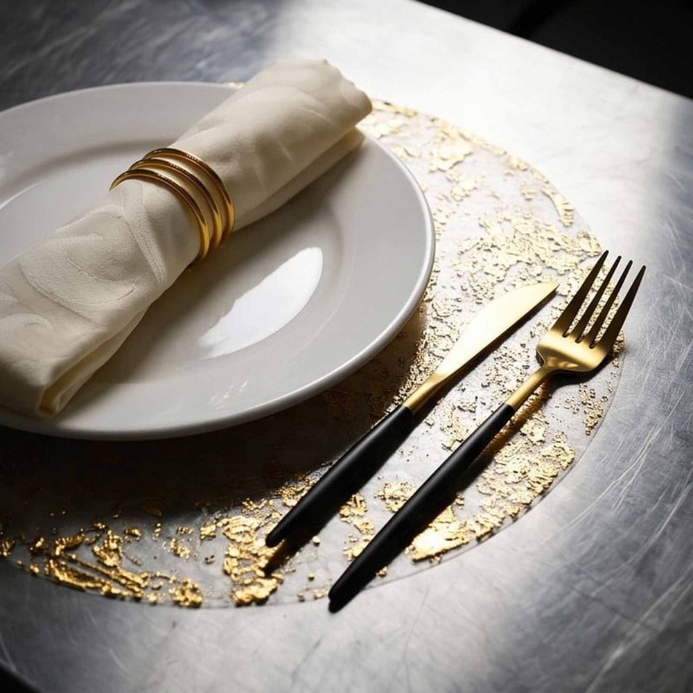 100Pcs Gold Placemats 13 Inch Round Gold Foil Mesh Pressed Table Doilies for Home Decoration Dining Wedding Birthday Party