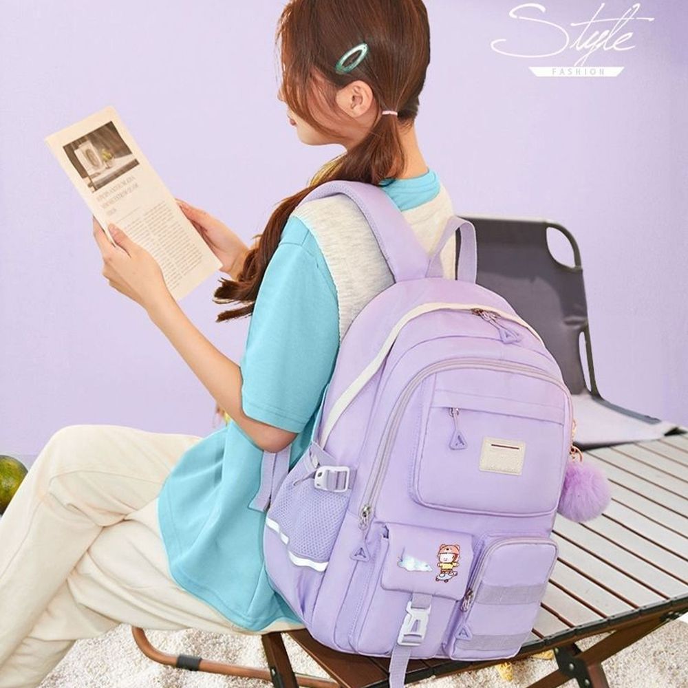 17 Inch Laptop Backpacks with Anti-Theft Feature, Travel Backpack for Overnight Use, Casual Daypack with Large Capacity, Fashionable Bookbag for Commuting and Daily Essentials