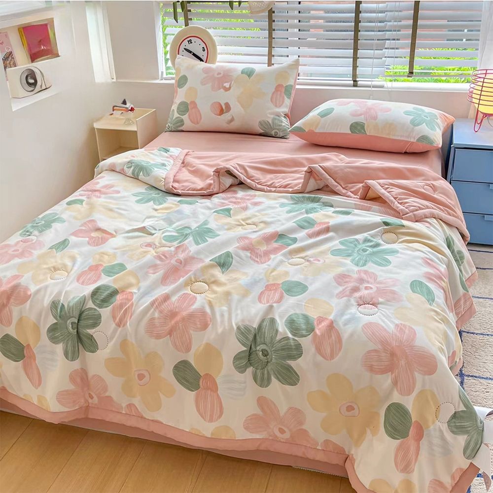 Soft Cooling Quilt Queen Size 60x80 Inch - Machine Washable Air Conditioner Blanket, Lightweight Summer Throw