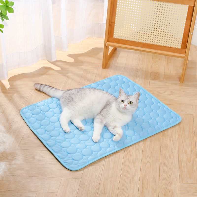 Dog Cooling Mat Self Cooling Mat for Dogs Ice Silk Cooling Pad for Dogs Water Absorption Top, Waterproof Bottom, Materials Safe