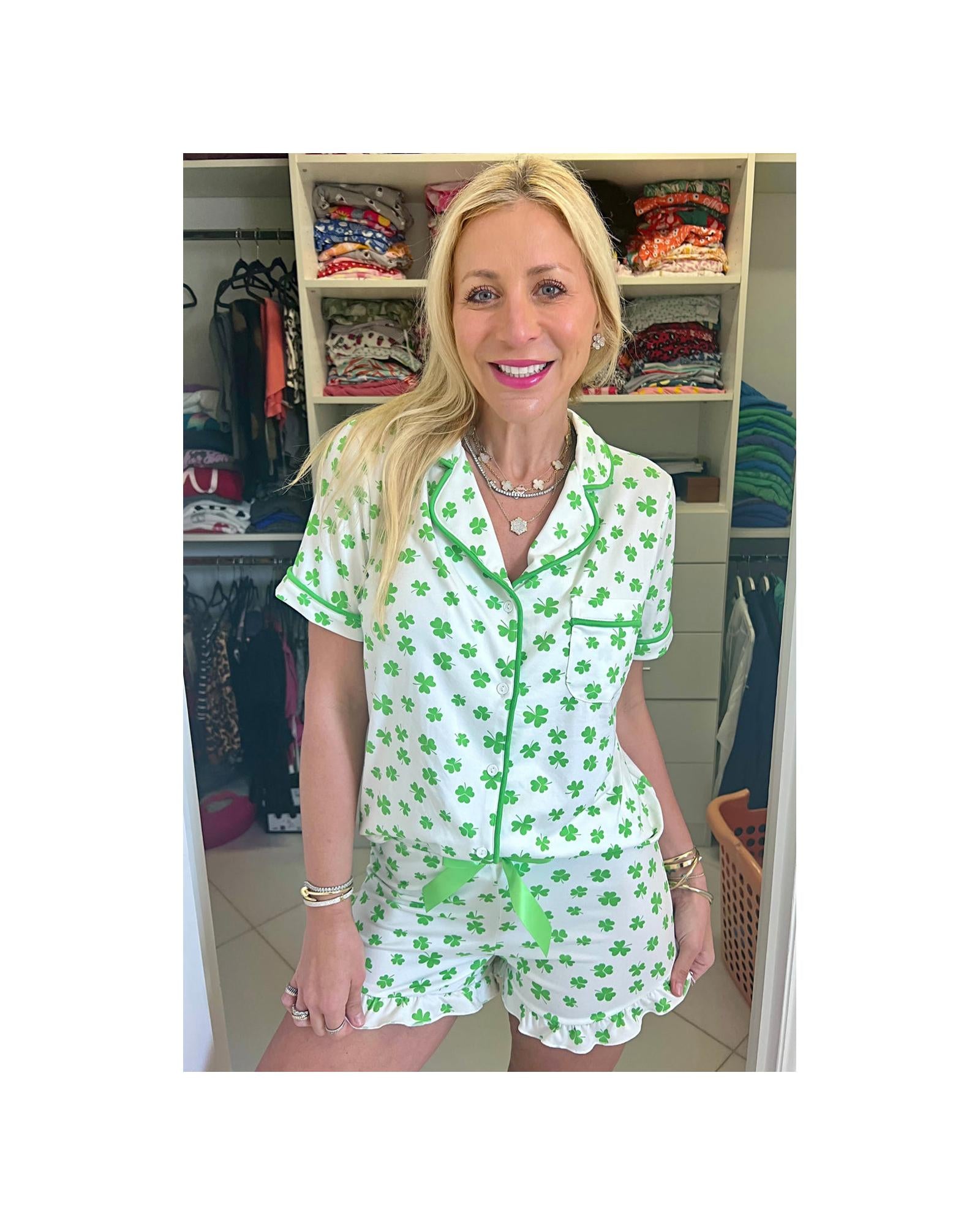 Green Clover Printed Short Sleeve and Ruffled Shorts Pajama Set - XL