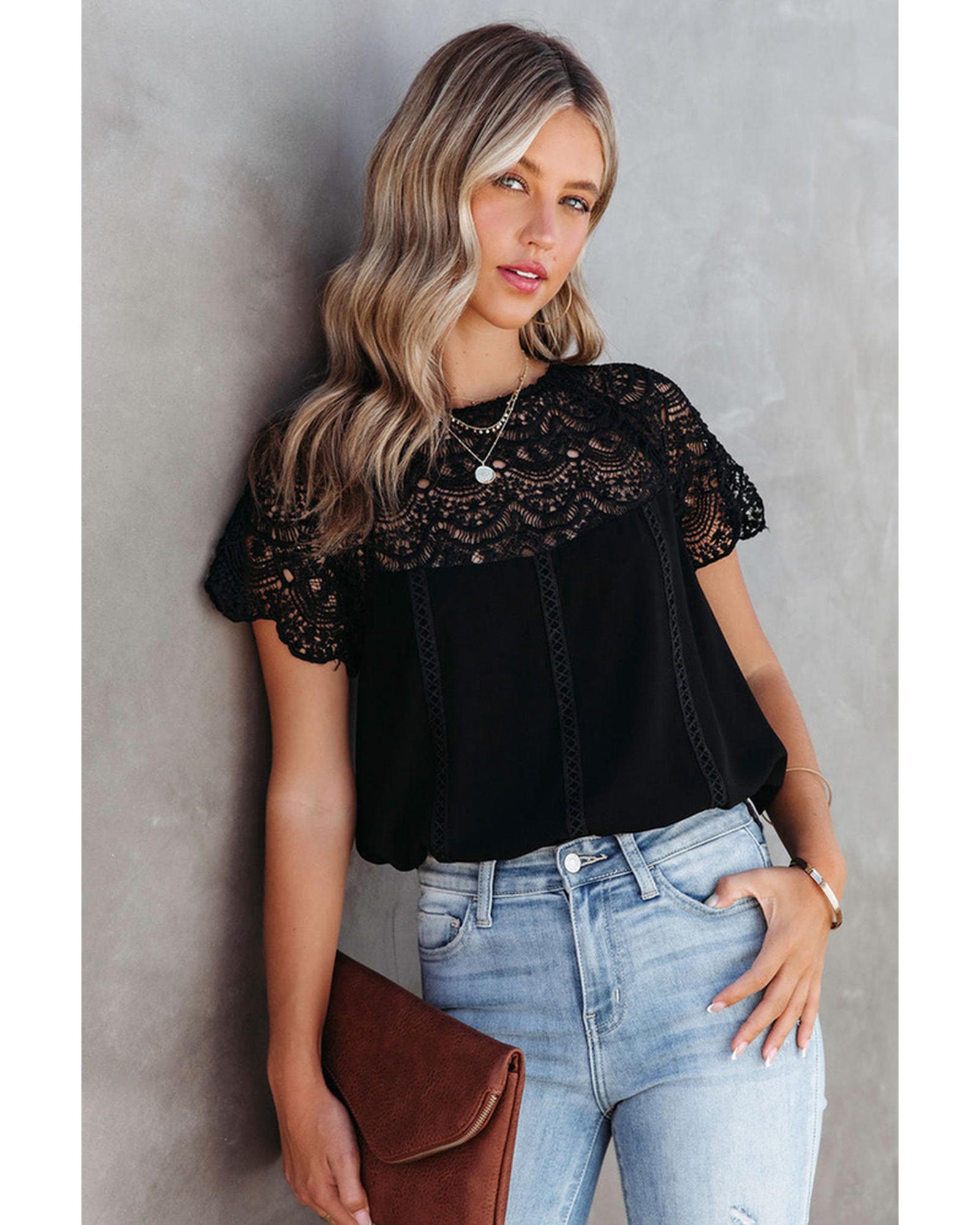 Azura Exchange Lace Crochet Patchwork Blouse - M