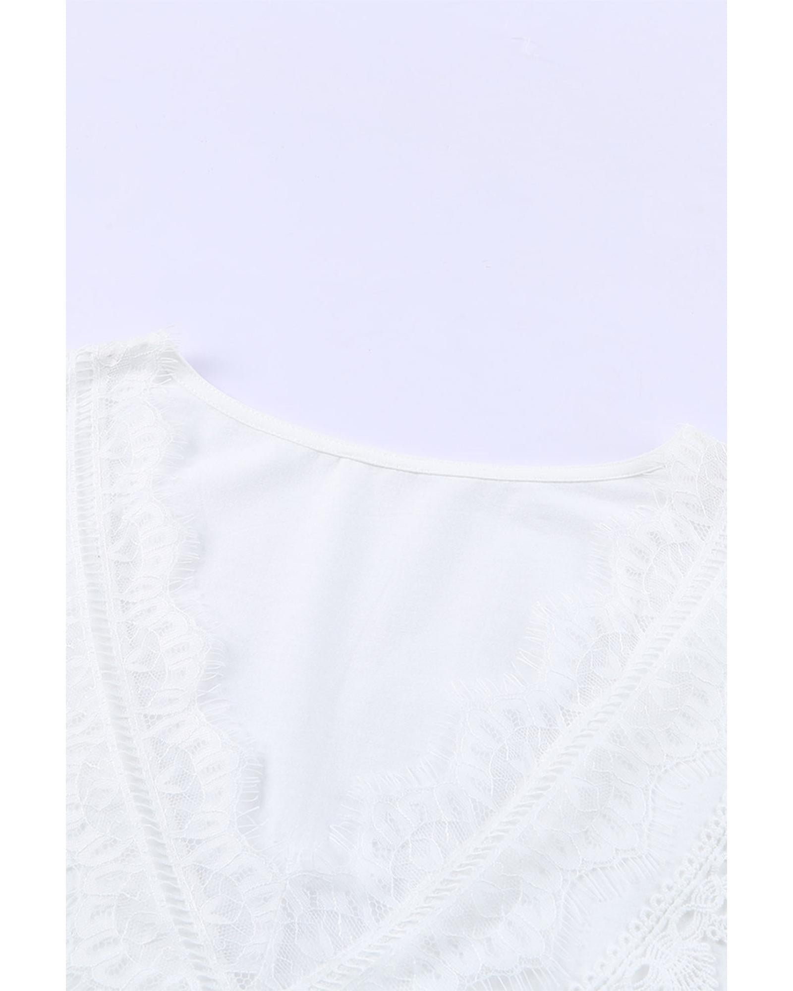 Azura Exchange Eyelash Lace Trim V Neck Top - L