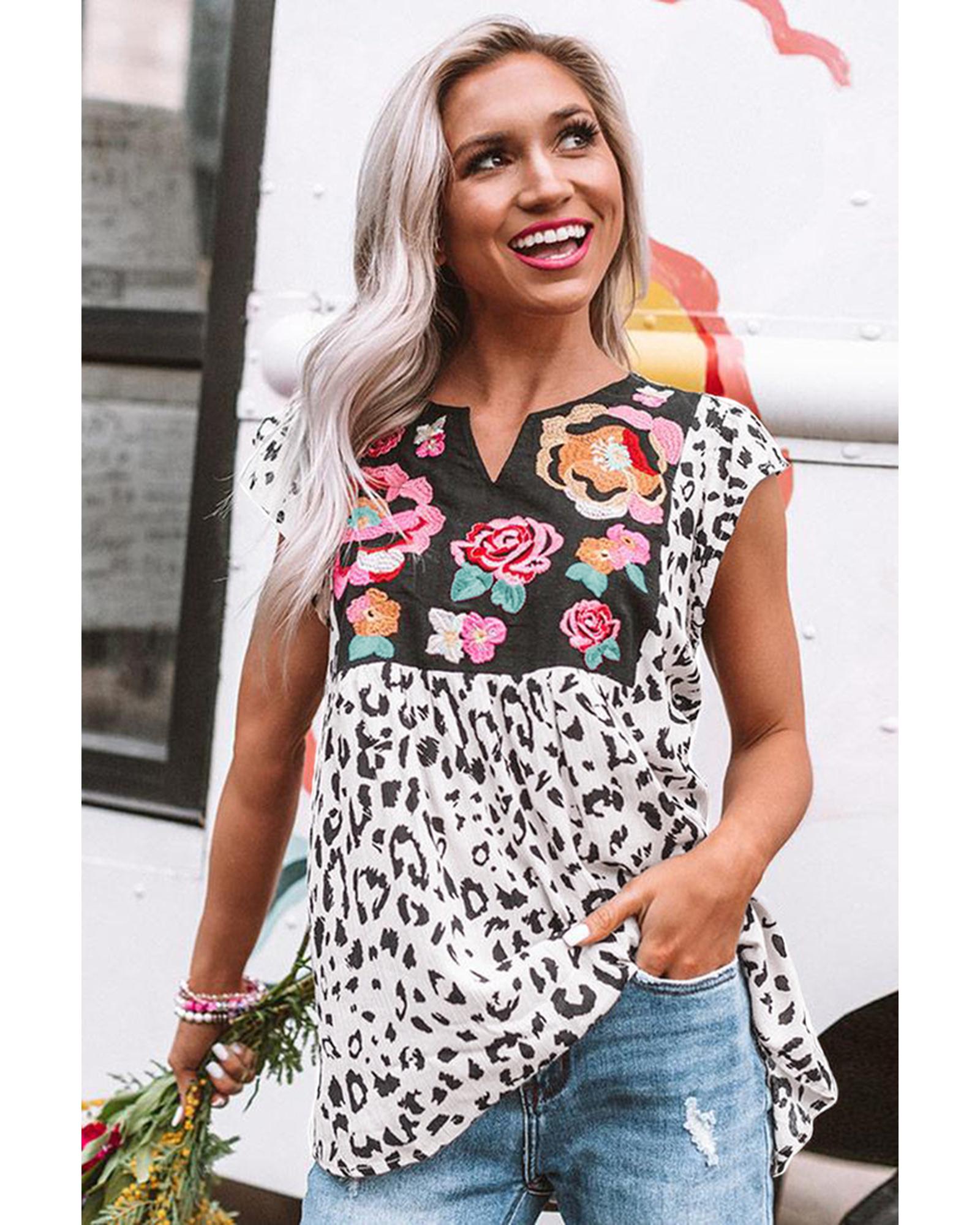 Azura Exchange Embroidered Shift Top - L