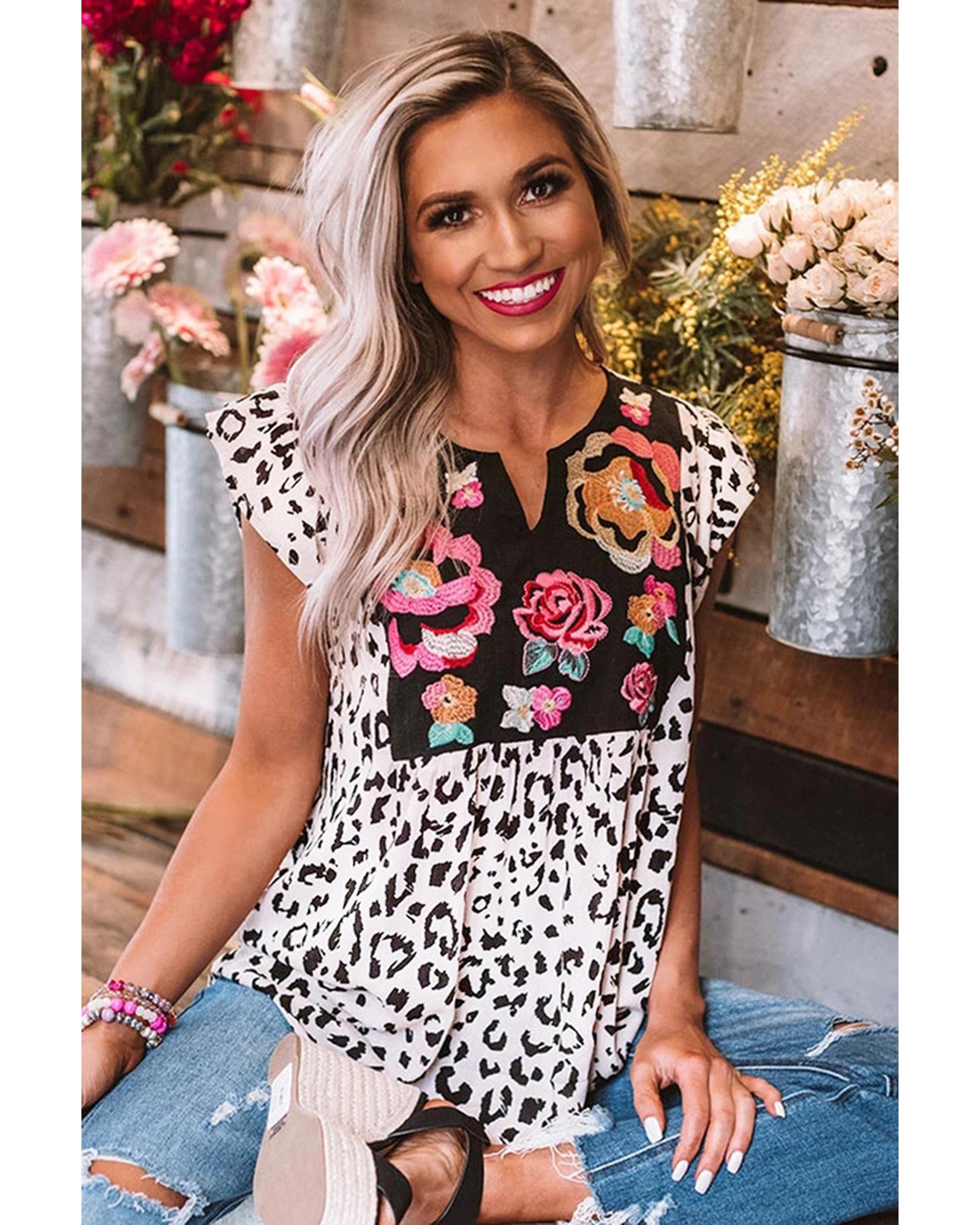 Azura Exchange Embroidered Shift Top - L