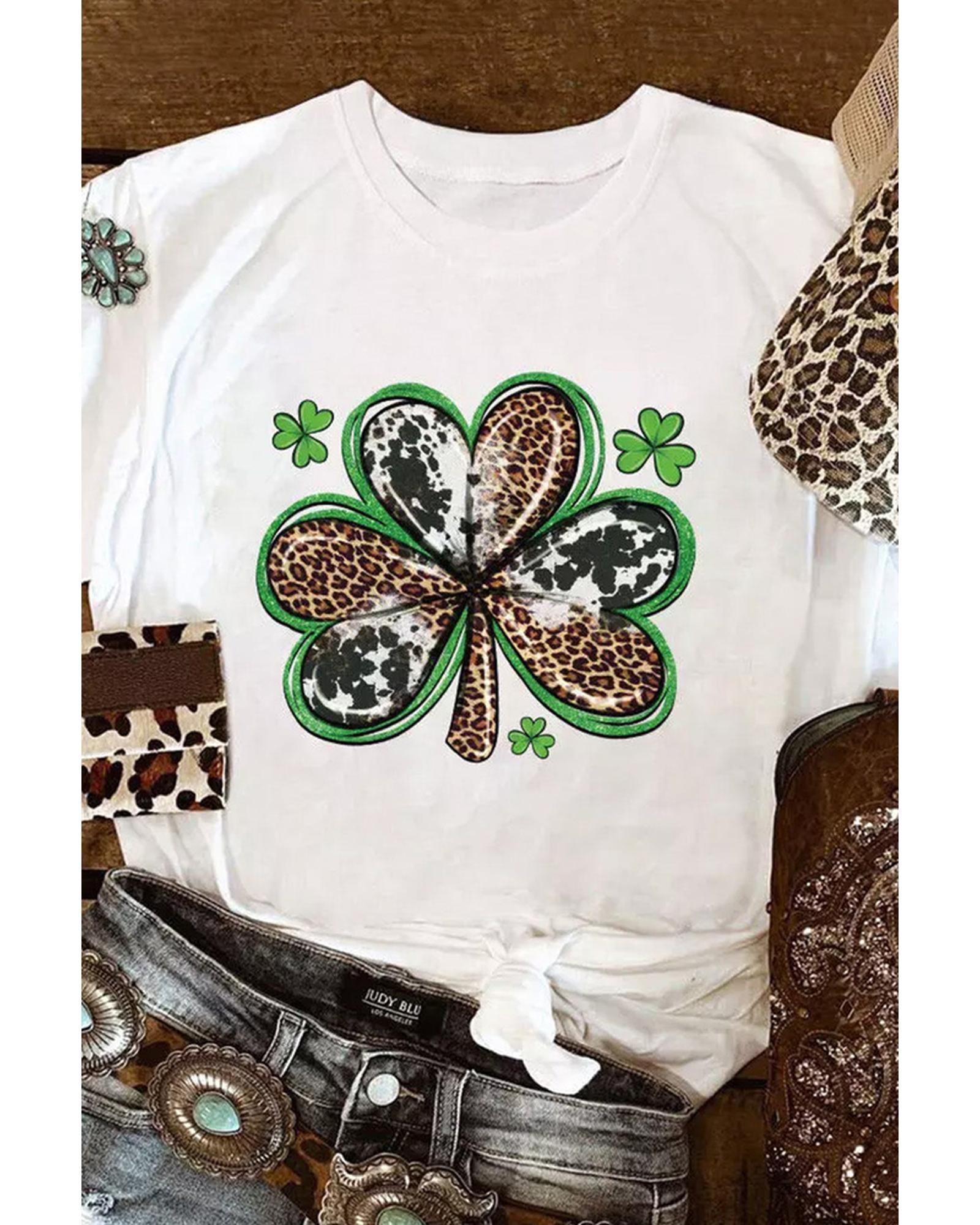 Azura Exchange Clover Graphic T-shirt - S