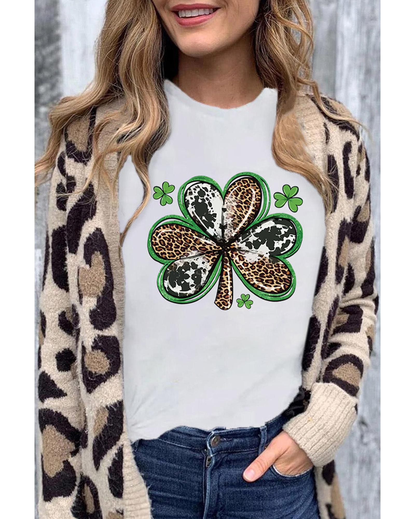 Azura Exchange Clover Graphic T-shirt - S