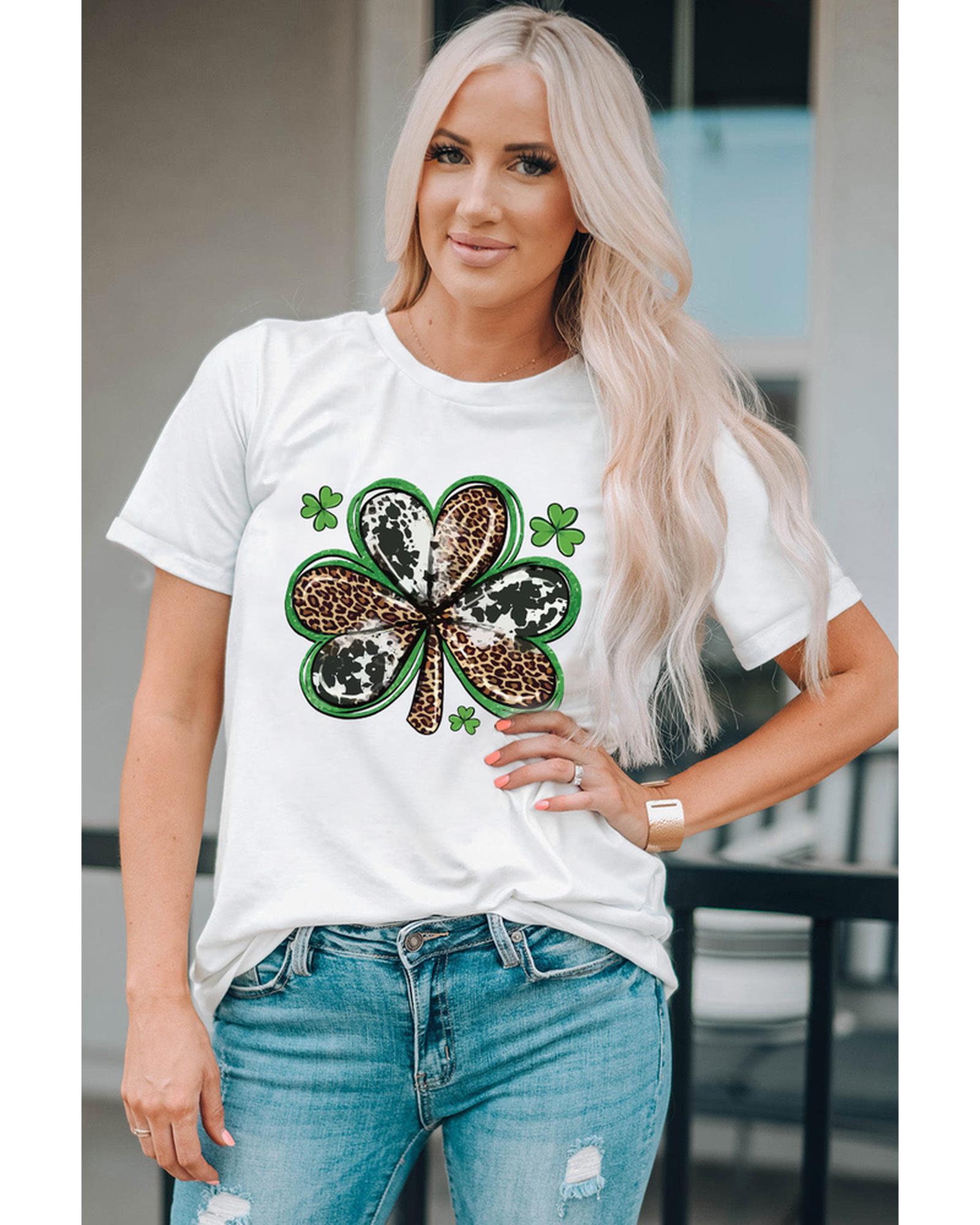 Azura Exchange Clover Graphic T-shirt - S