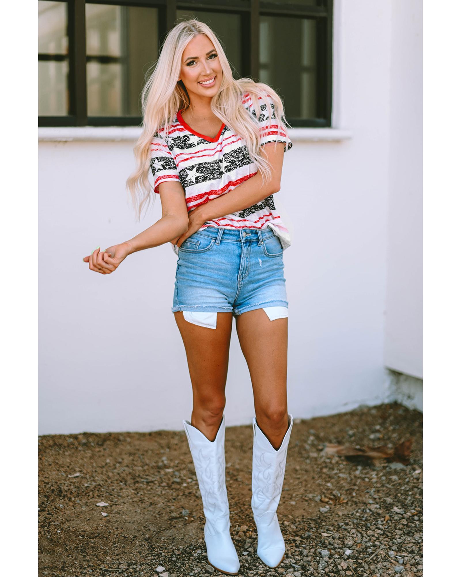 Azura Exchange Star and Stripe Print V-Neck T-Shirt - M