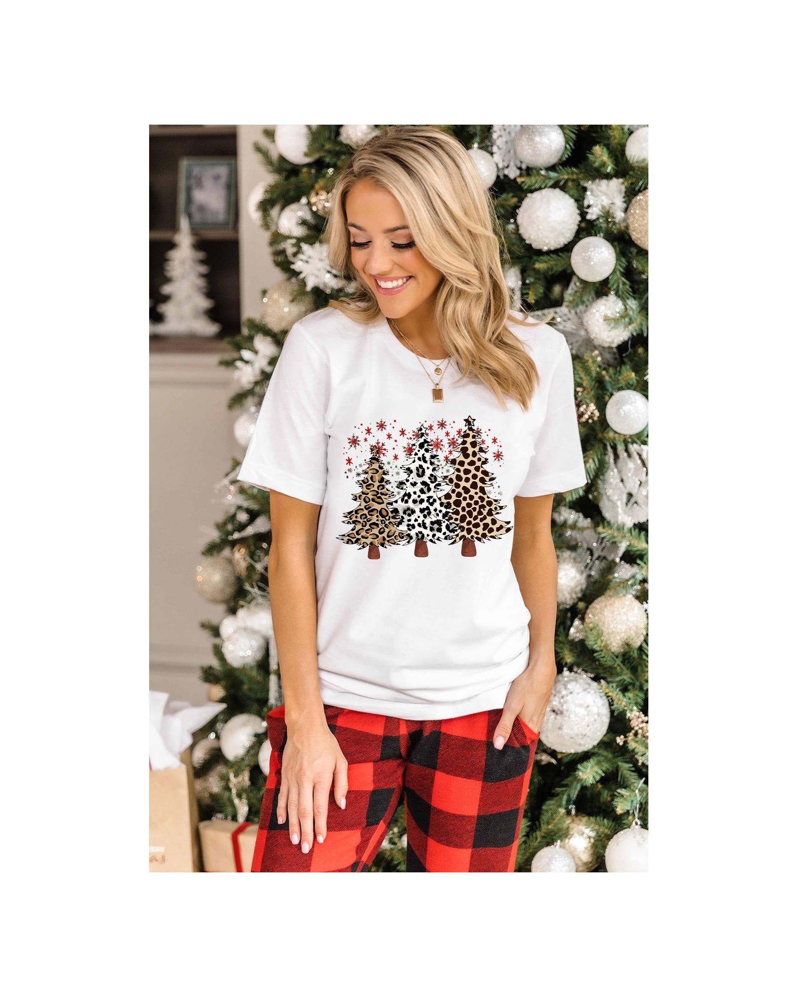 White Leopard Christmas Tree Graphic Crewneck Tee - XL