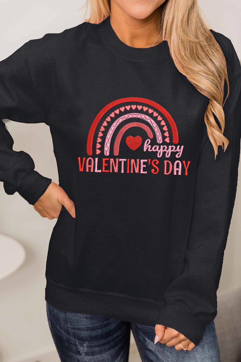 Azura Exchange Graphic Embroidered Sweatshirt - L