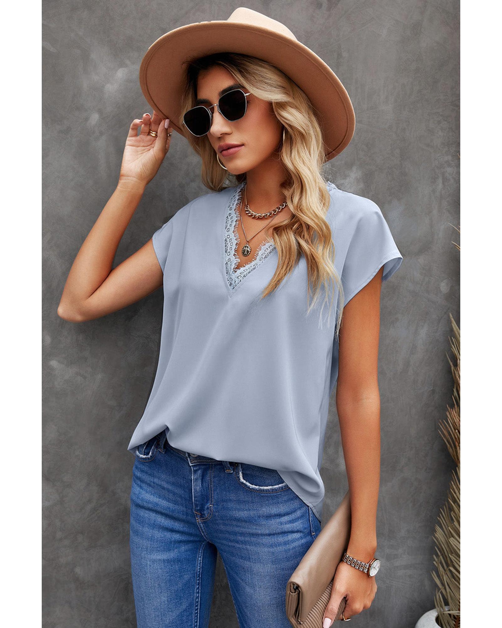 Azura Exchange Lace Trim V Neck T-shirt - L