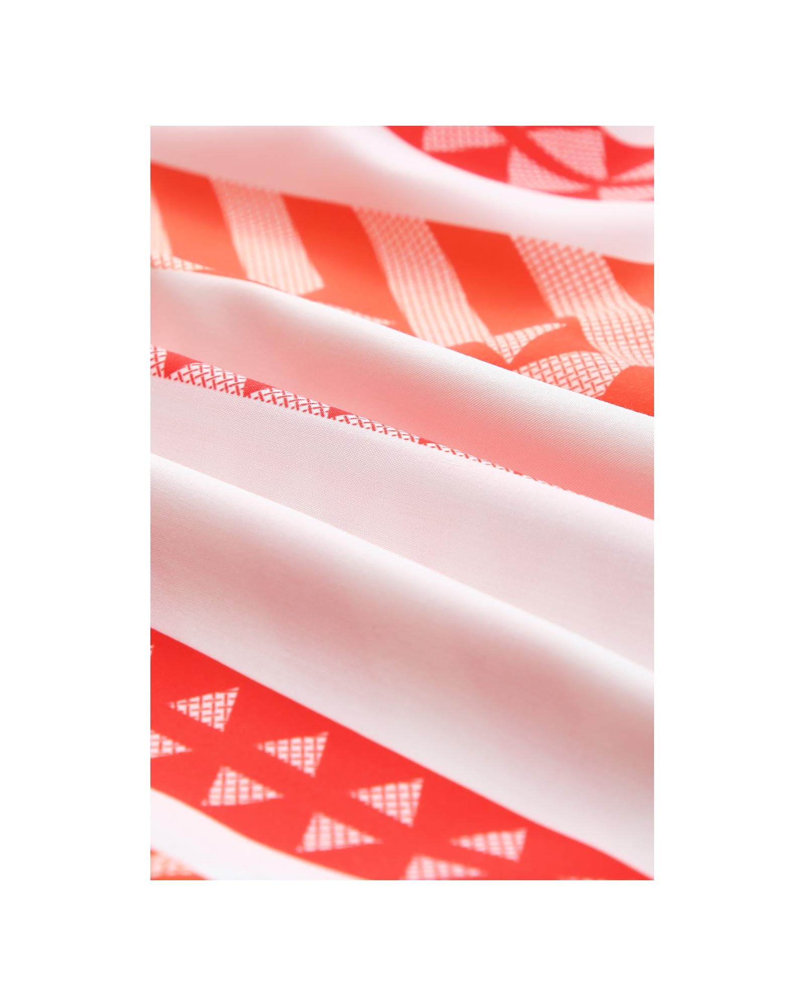 Azura Exchange Buttoned Geometric Striped Shirt - M