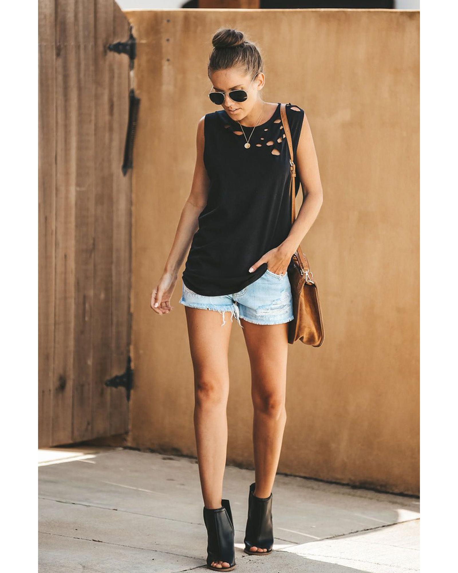 Azura Exchange Sleeveless Crew Neck Black Tank Top with Broken Hole Detail - M