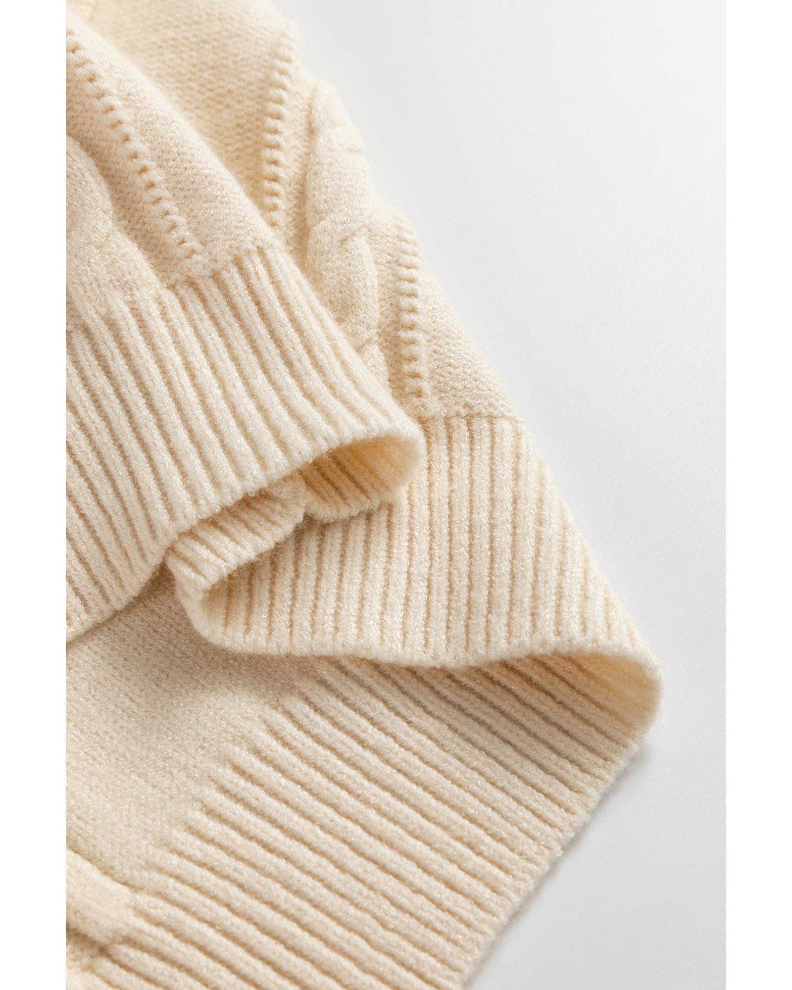 Jet Stream Embroidered Floral Cable Knit Sweater Vest - M