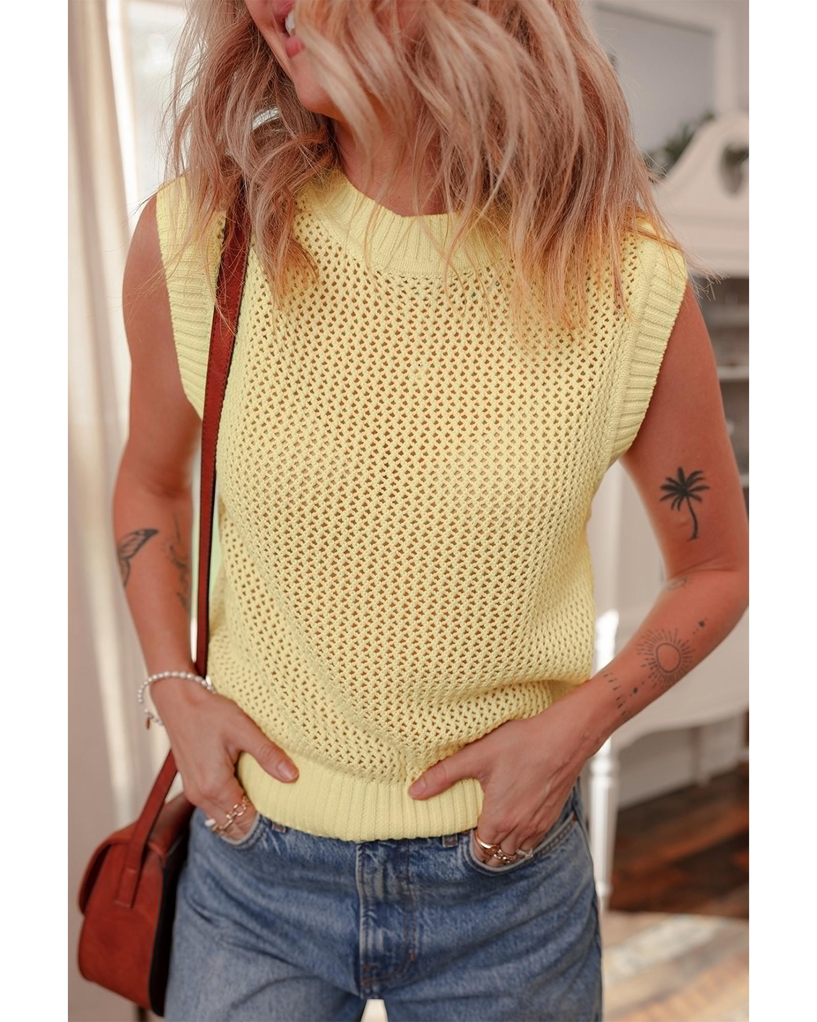 Yellow Solid Color Hollowed Knit Round Neck Sweater Vest - L