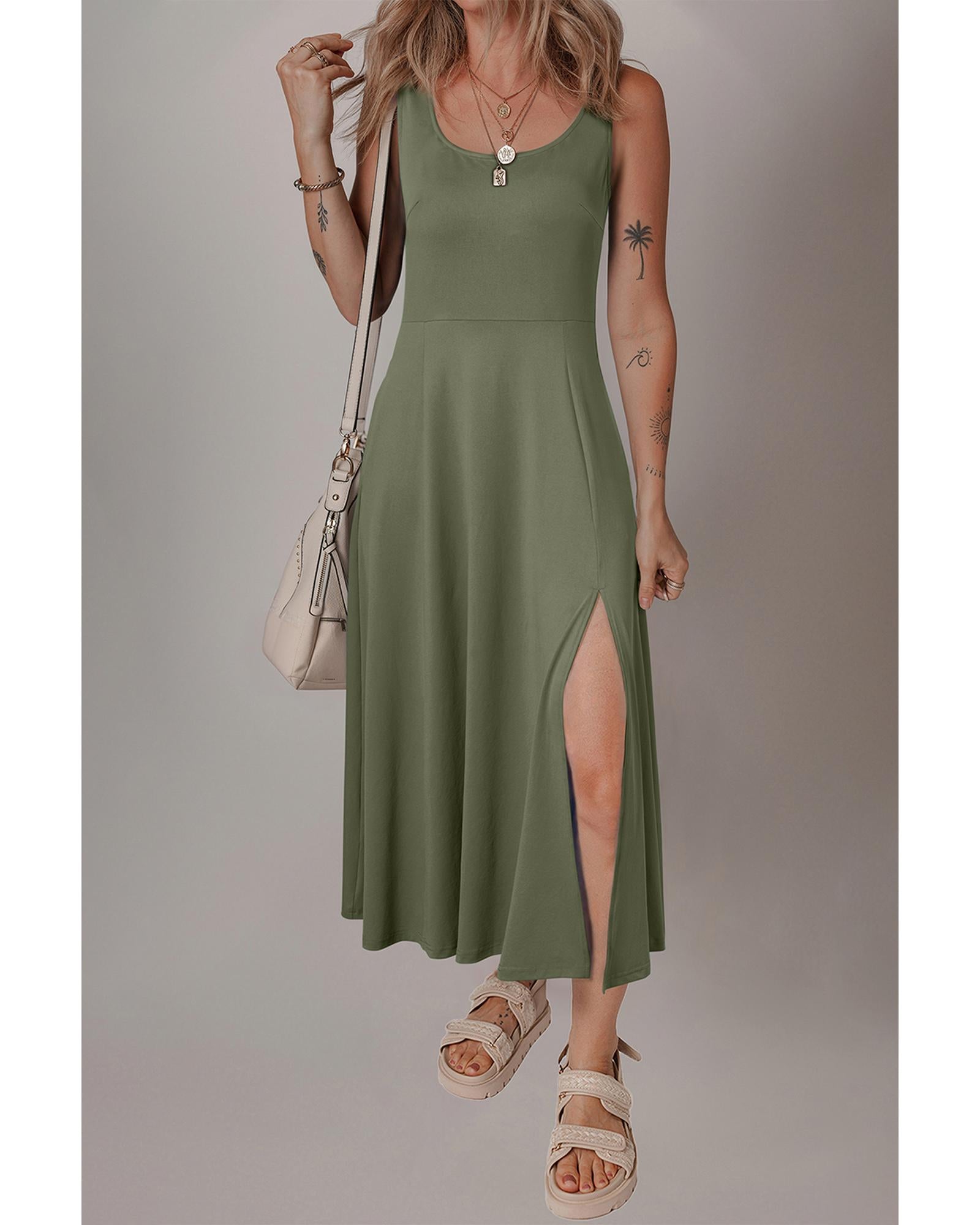 Four Leaf Clover Sleeveless Scoop Neck Flared Split Midi Dress - M