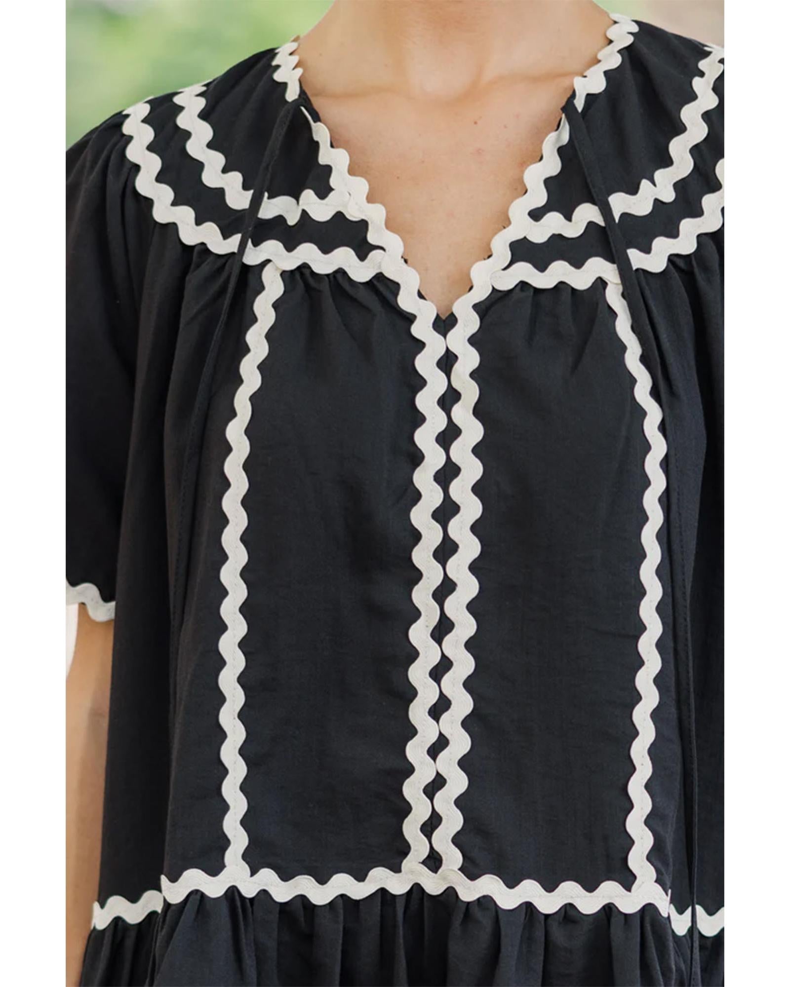 Black Contrast Ricrac Trim Short Sleeve V Neck Loose Mini Dress - M