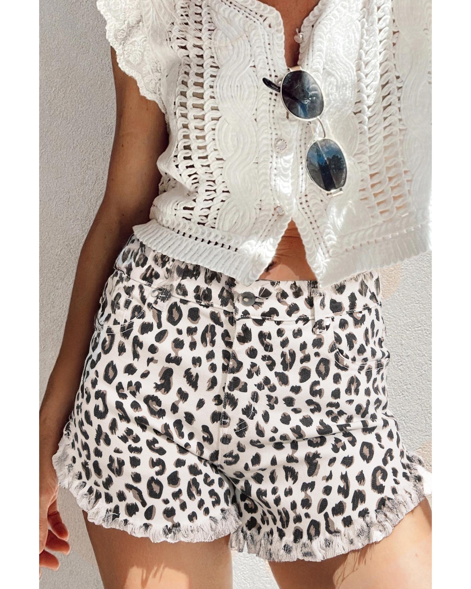 White Leopard Frayed Hem Denim Shorts - 10 US