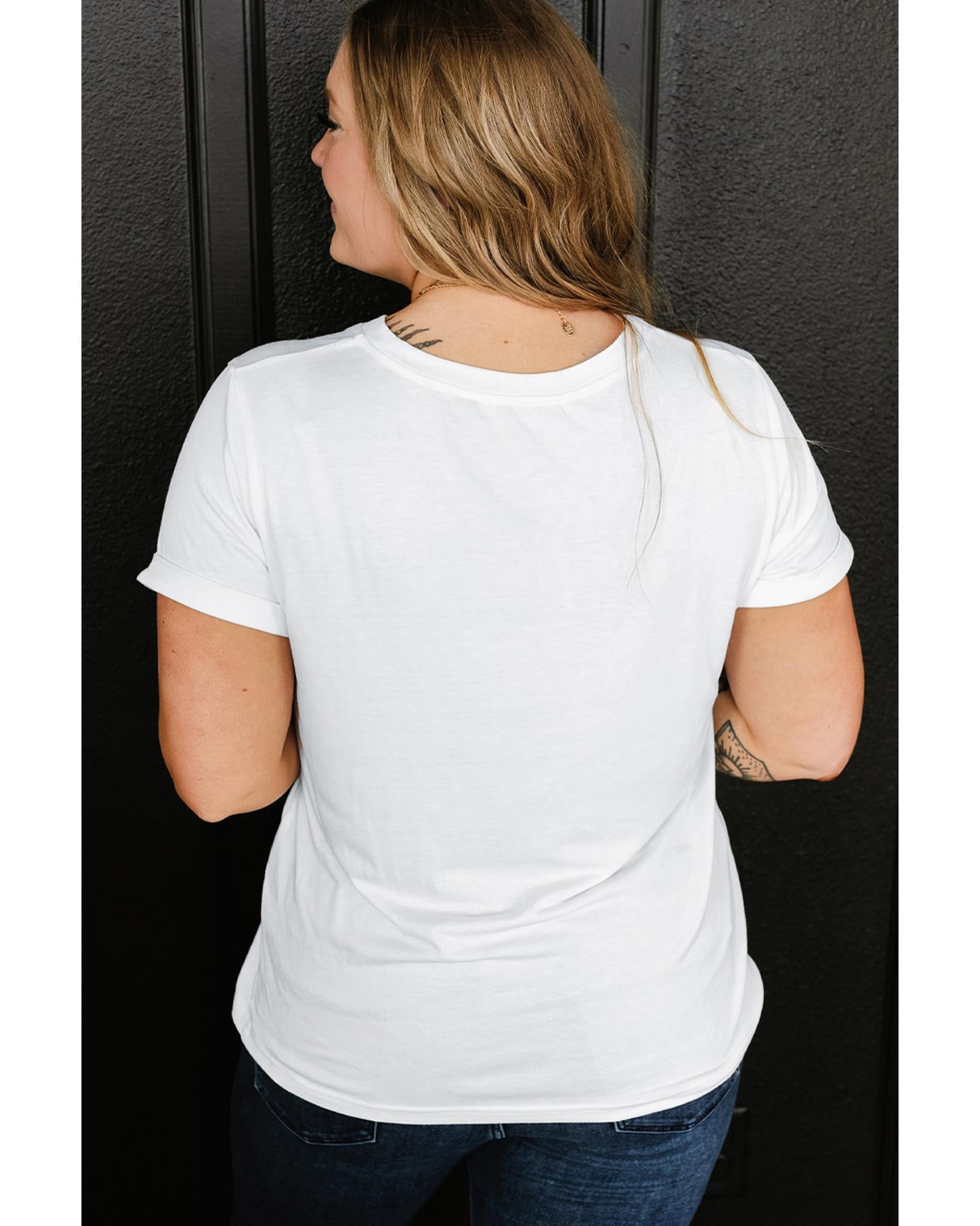 White Diverse Bowknot Printed Crew Neck Plus Size Tee - 3X
