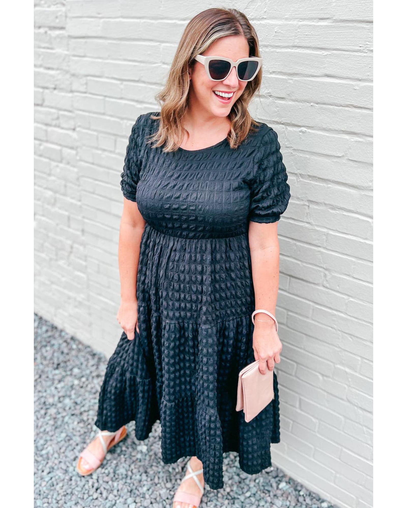 Black Plus Size Textured Tiered Short Sleeve Maxi Dress - 3X