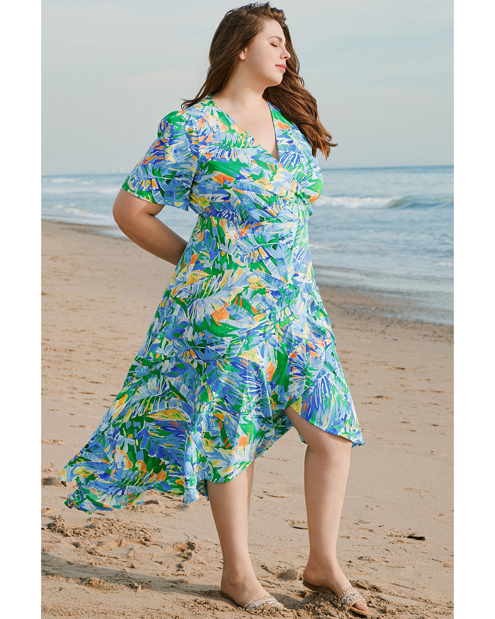 Green Leaves Print Short Sleeve Surplice Neck Ruffled Trim Plus Size Maxi Dress - 4X